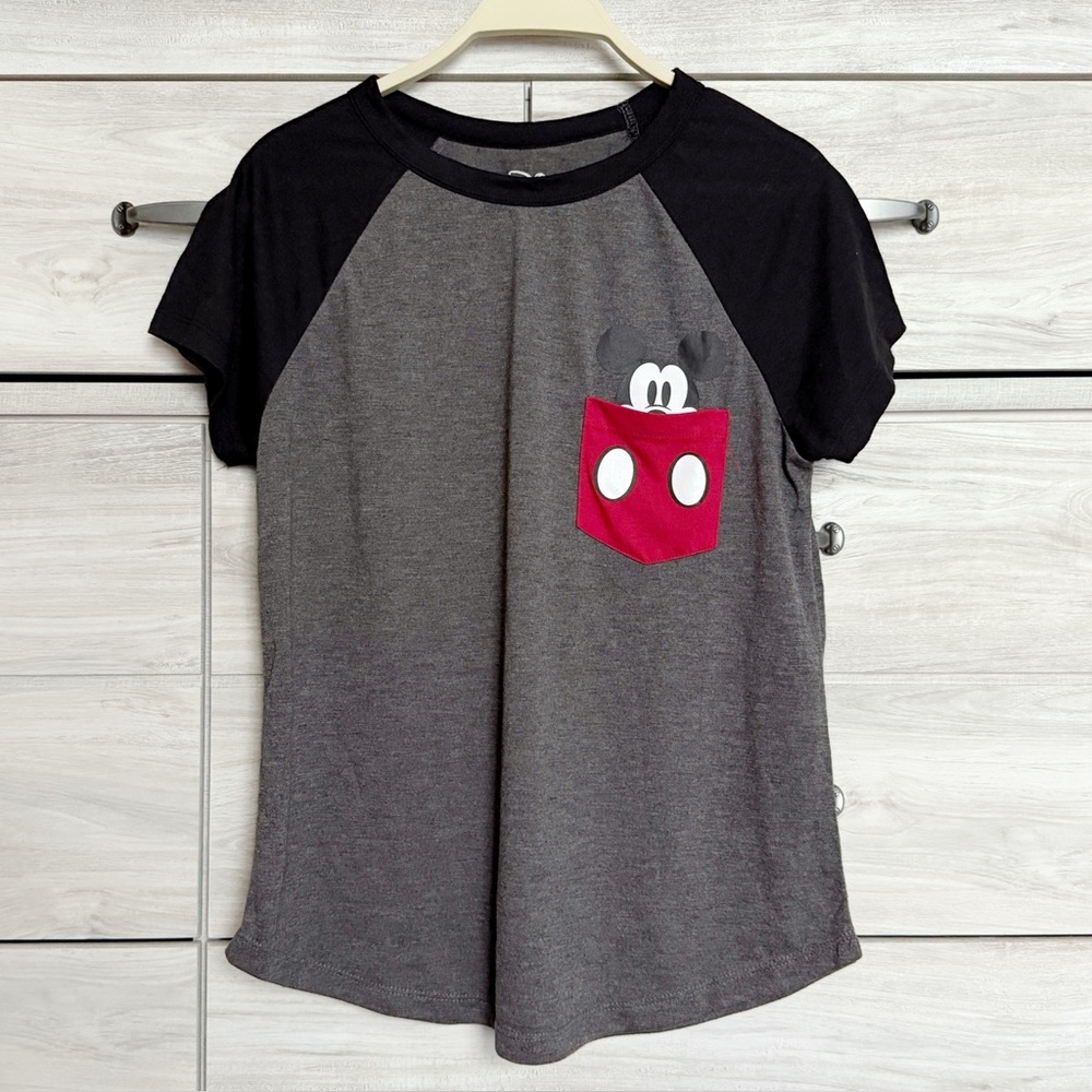 Disney Mickey Mouse Pocket T-Shirt Grey & Black Size Large